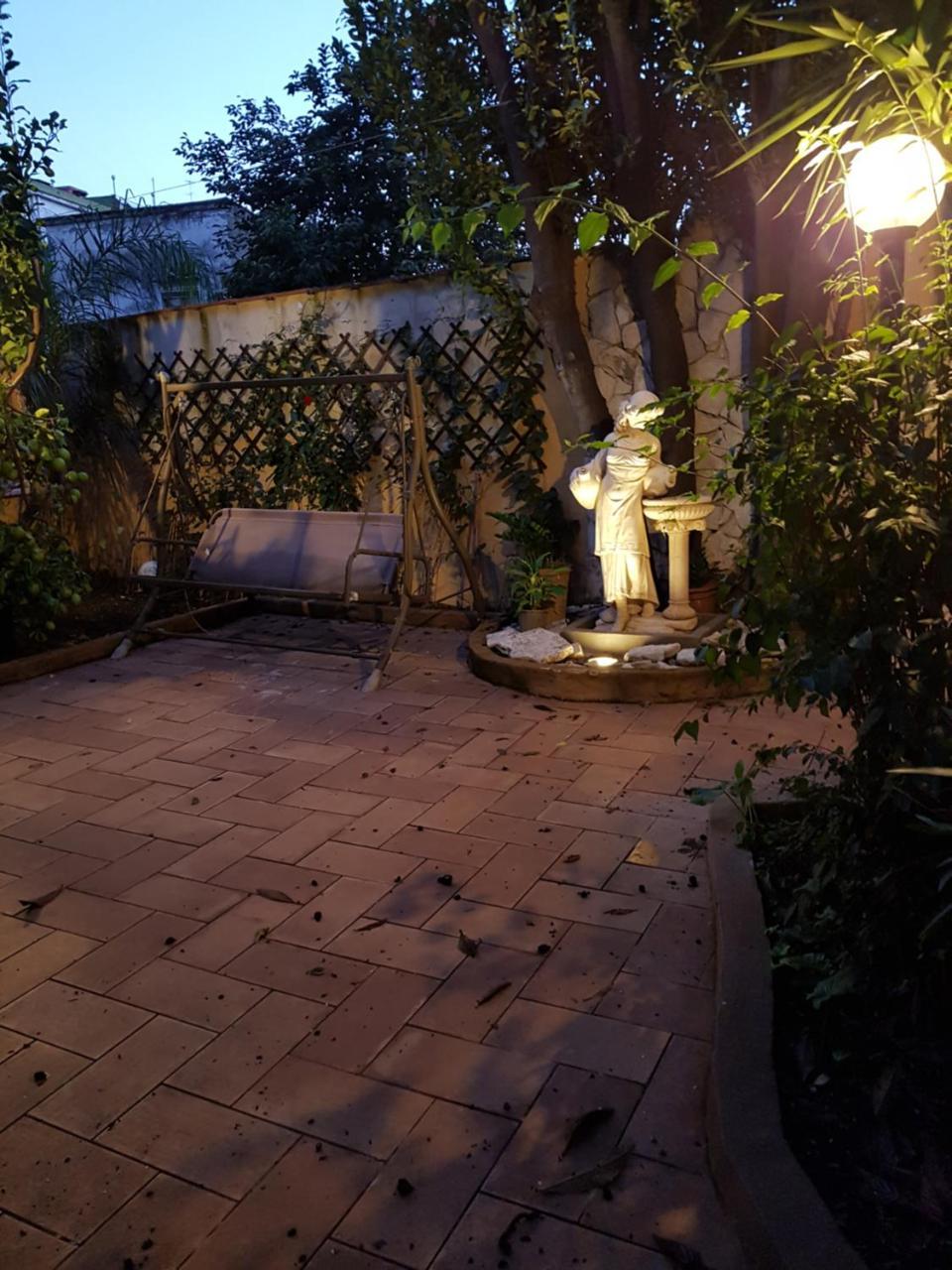 Bed and Breakfast Il Giardino Di Daphne Nápoles Exterior foto